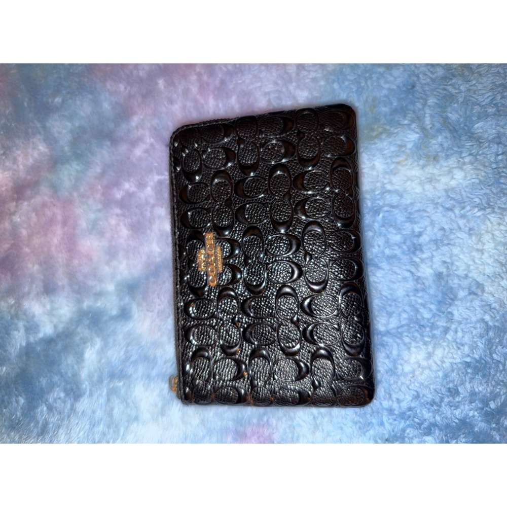 Coach Black Signature C Embossed Patent Leather Wristlet Wallet Gold Hardware